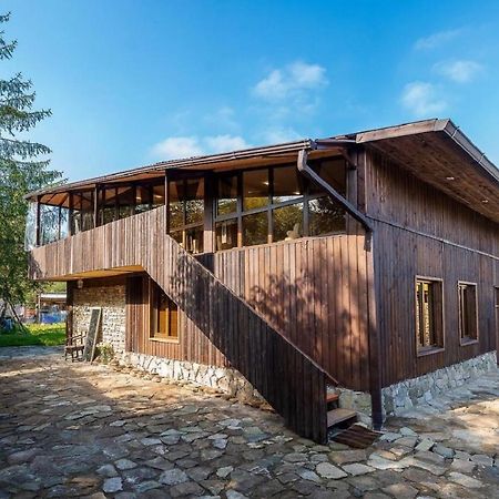 Ecolife Lodge Hotel & Restaurant สเตปานาวาน ภายนอก รูปภาพ